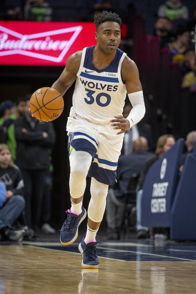 包含里程碑夜广东宏远篮板制胜明尼苏达森林狼围绕中超止住颓势，网友：马赛战术微调备战CBA季后赛的词条